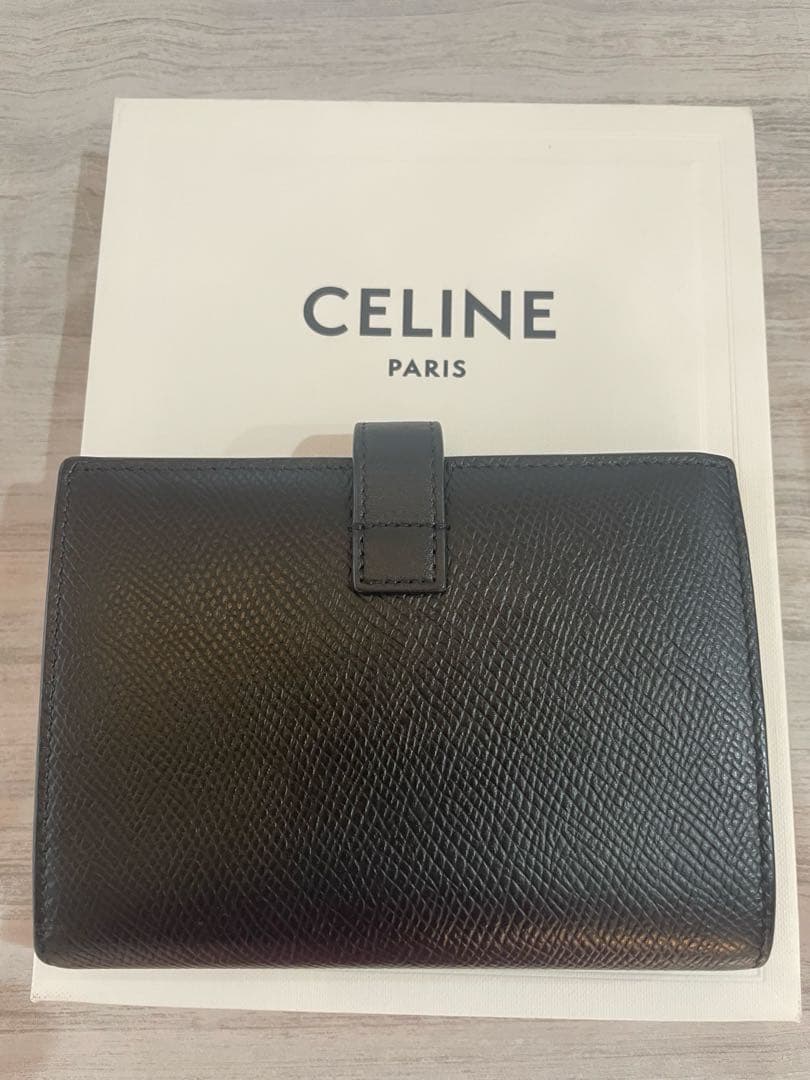 CELINE 二つ折り財布　スモールストラップウォレット　ブラック　黒