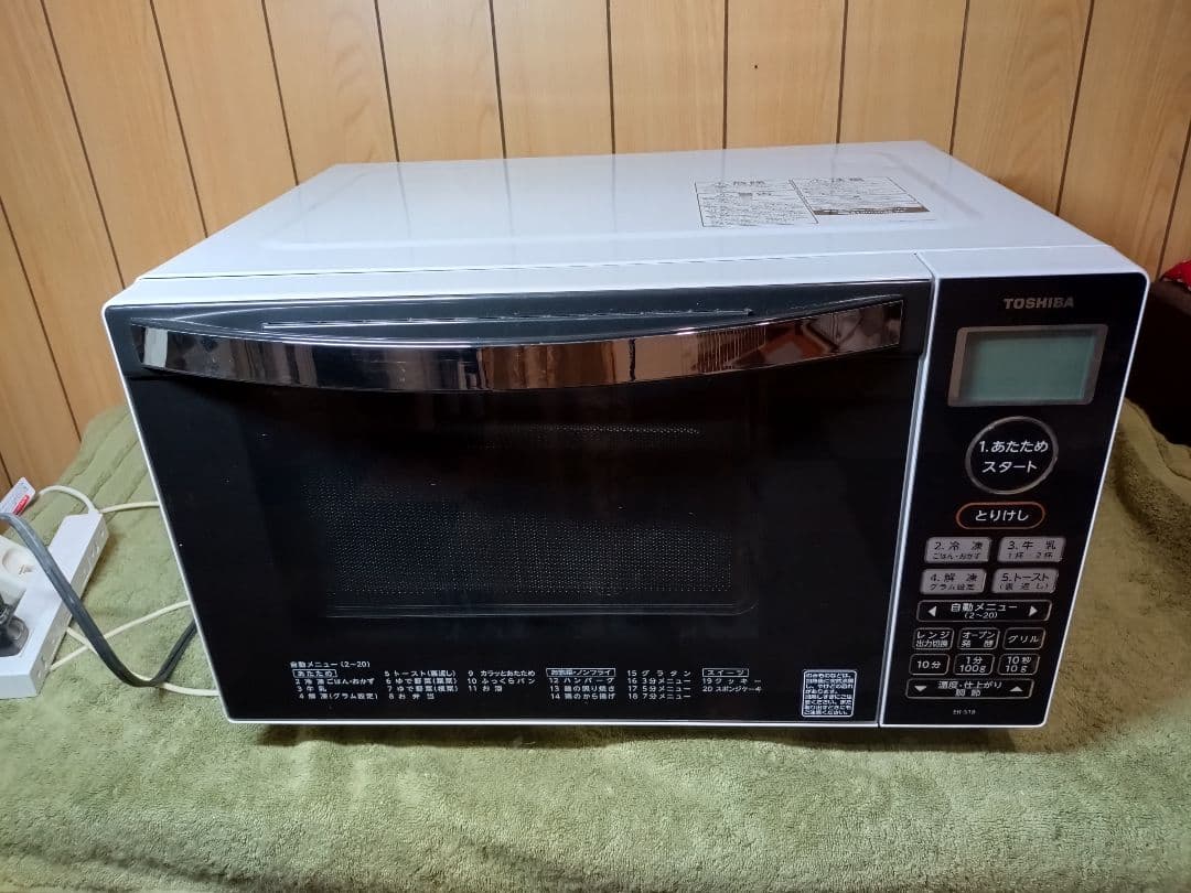 TOSHIBA オーブンレンジ 庫内フラットテーブル2019年製 鉄板　取説有り