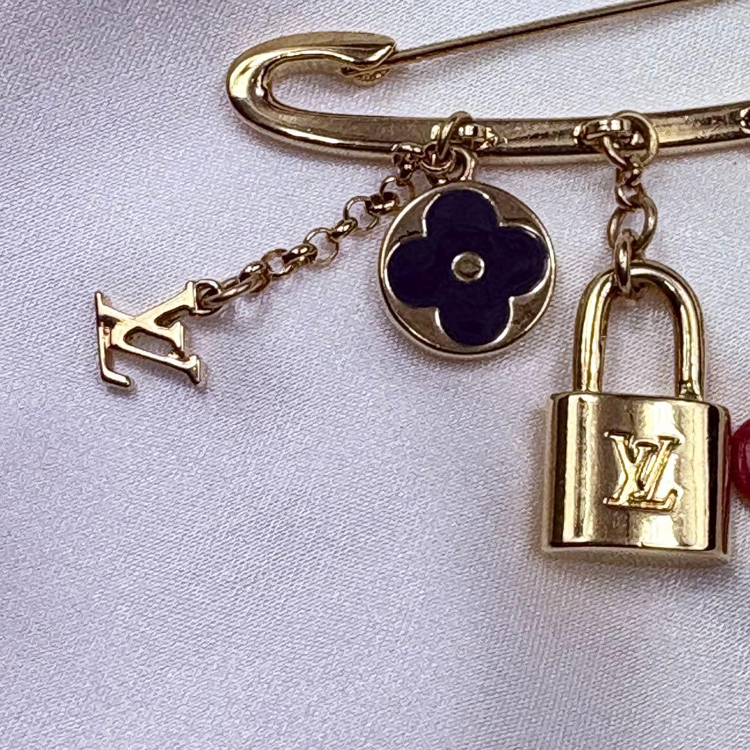 美品✨ルイヴィトン ブローチ チャーム 5連 ゴールド