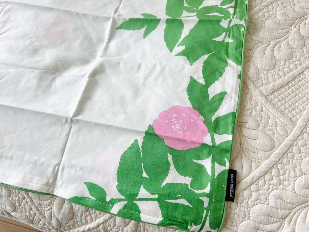 弥生☆①②枚おまとめ☆未使用品マリメッコ☆クッションカバーグリーン