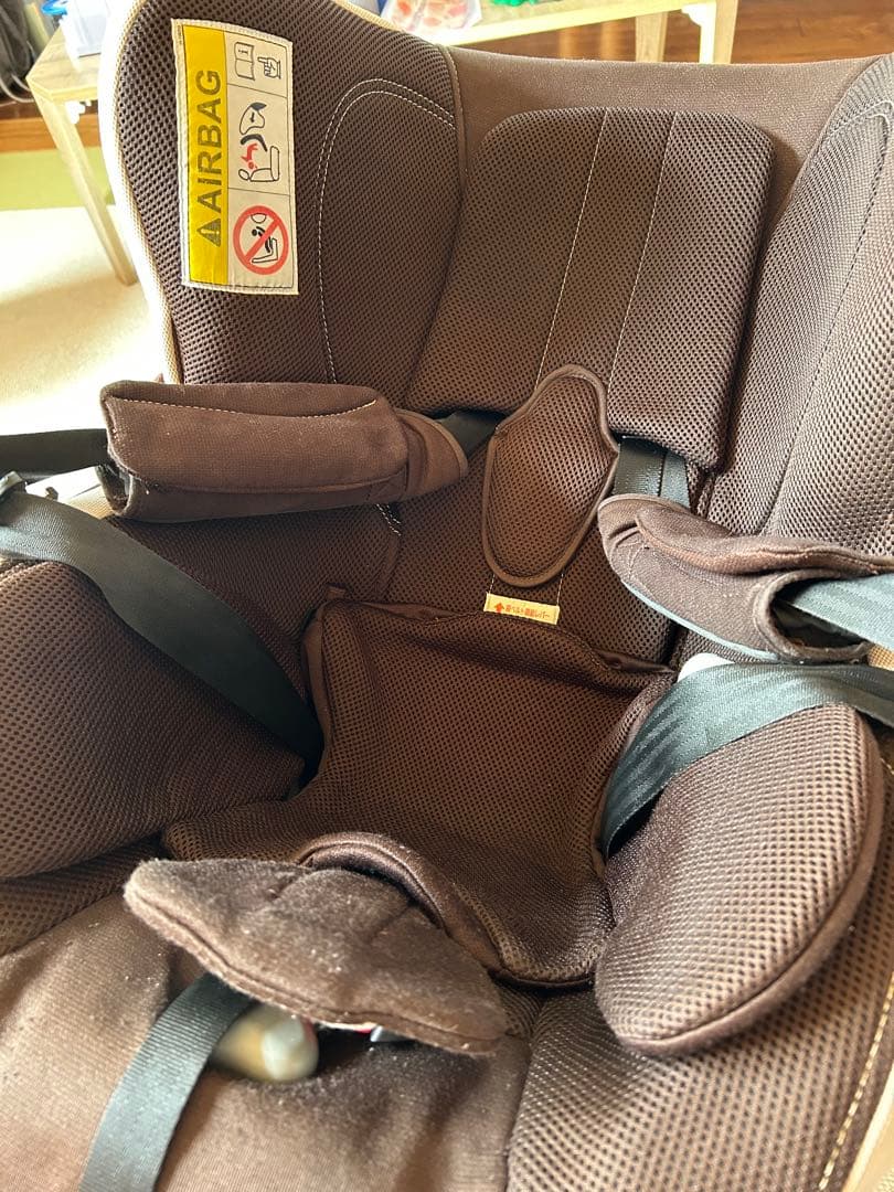 3連休限定値下げエールべべチャイルドシート ISOFIX クルット3iプレミアム