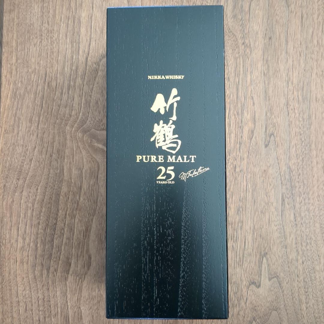 NIKKA WHISKY 竹鶴 PURE MALT 25年 700ml