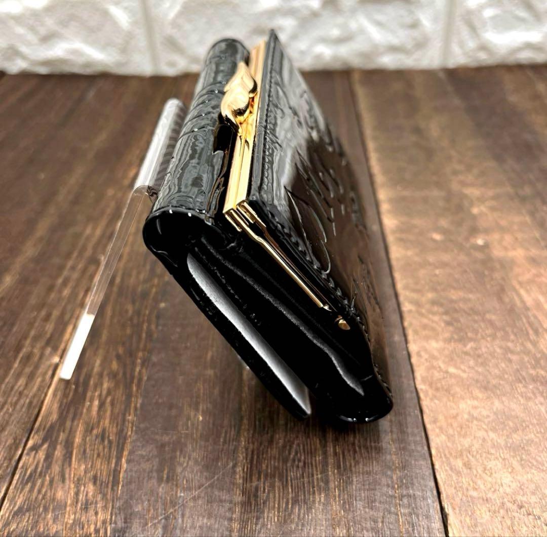 新品未使用　ヴィヴィアンウエストウッド 三つ折財布　黒　エナメル　がま口　②