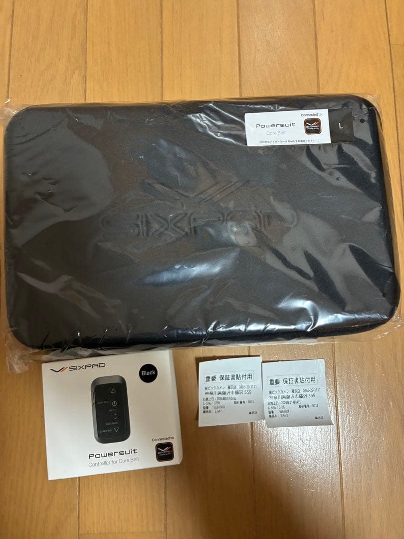 新品未使用　パワースーツ　コアベルト　L＋専用コントローラー　　SIXPAD