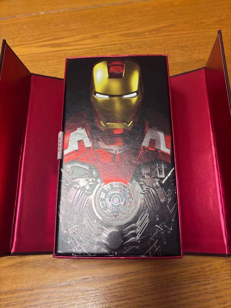 【中古品】MARVEL アイアンマン マーク VII 可動フィギュア