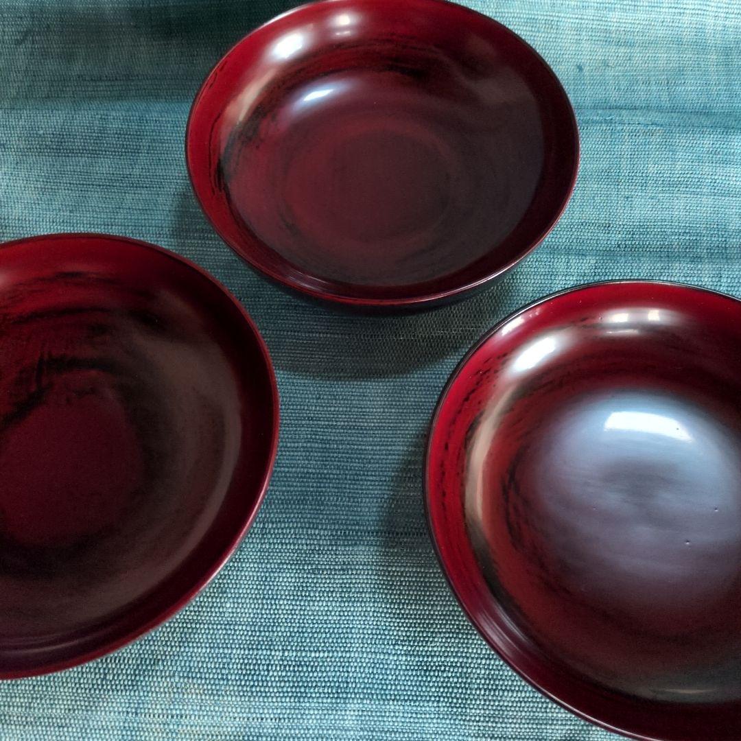 小林広幸さんの漆椀3点