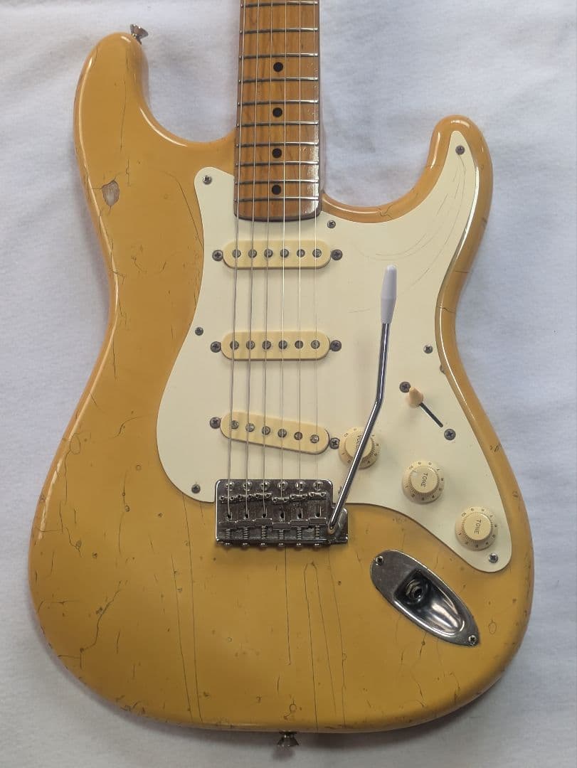 Fender Japan ST57 フジゲン製　軽量3.2kg　送料無料