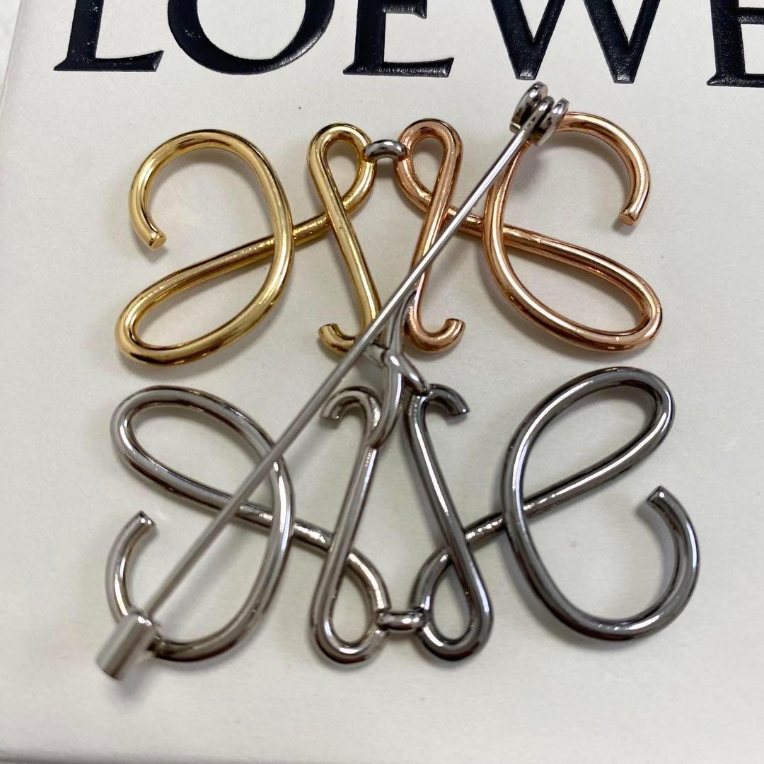 【極美品】ロエベ アナグラム ブローチ マルチカラー シルバー ゴールド