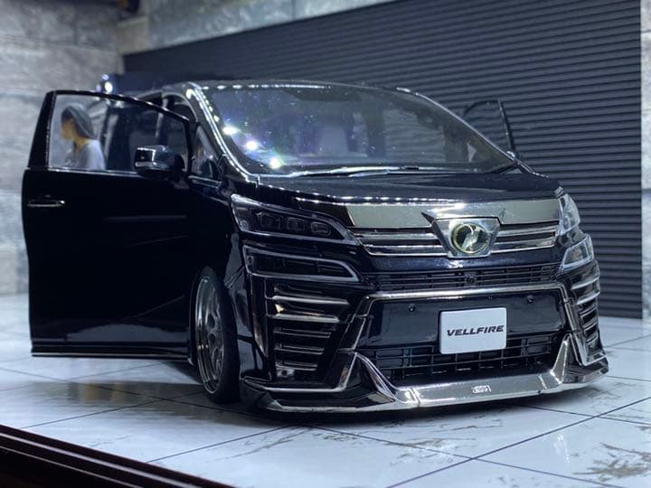 1/18 トヨタ ヴェルファイア TOYOTA VELLFIRE カスタム仕様