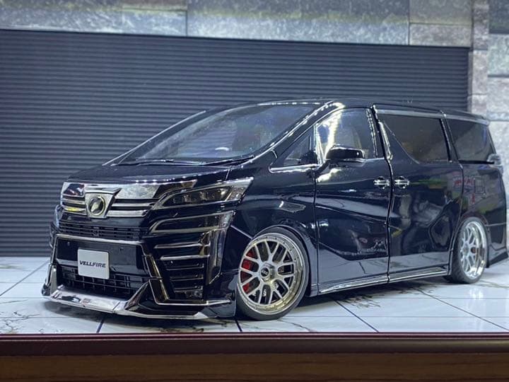 1/18 トヨタ ヴェルファイア TOYOTA VELLFIRE カスタム仕様