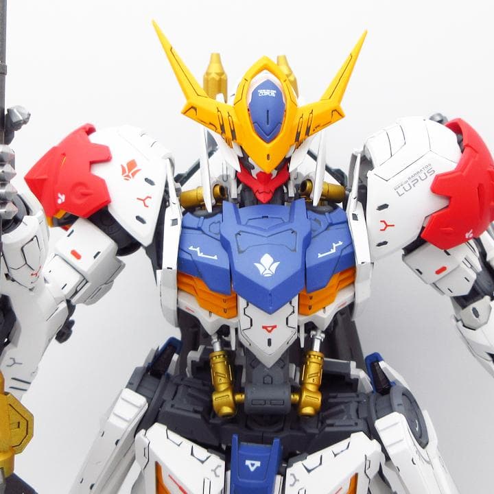 ガンダム　バルバトス・ルプス　塗装完成品　MG 1/100　バルバトスルプス