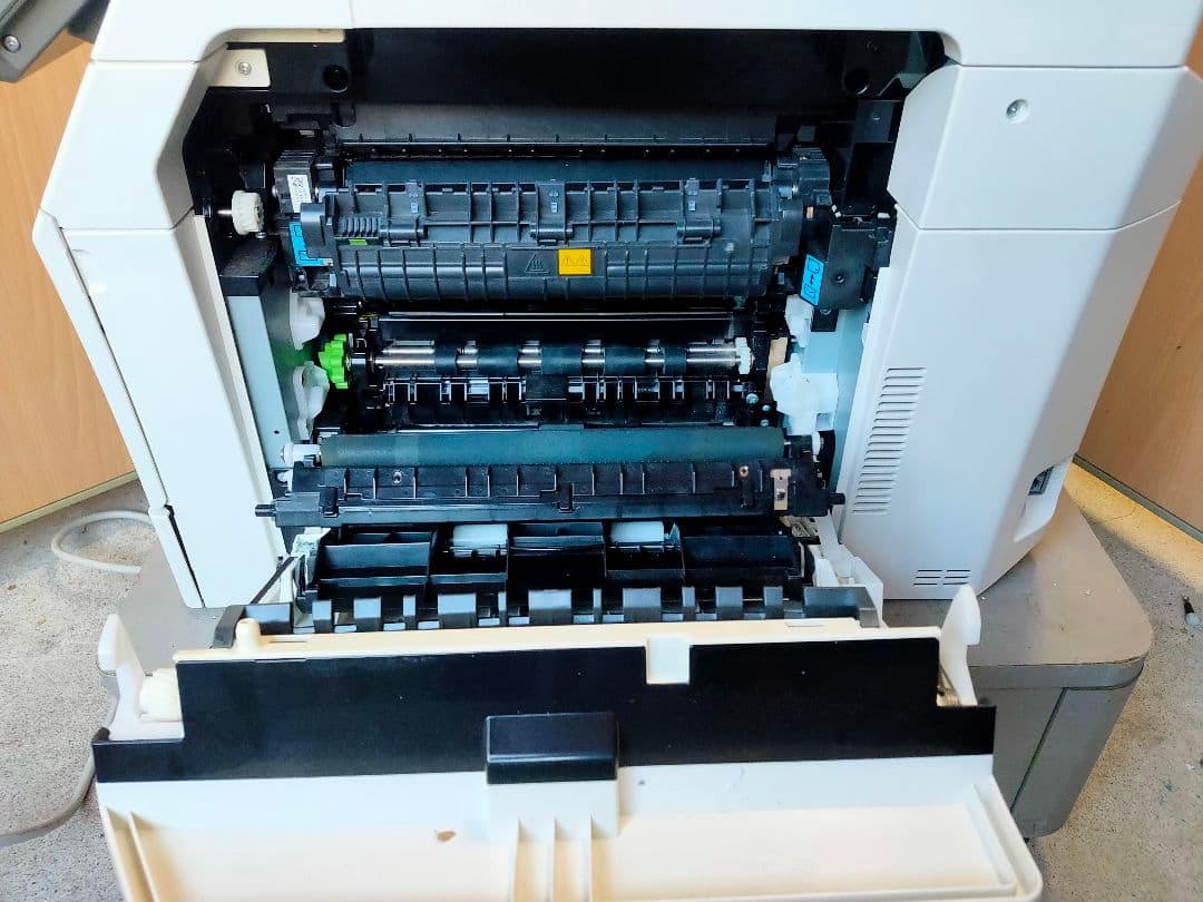 シャープ MX-C305W A4フルカラー複合機4段 両面印刷 Wi-Fi