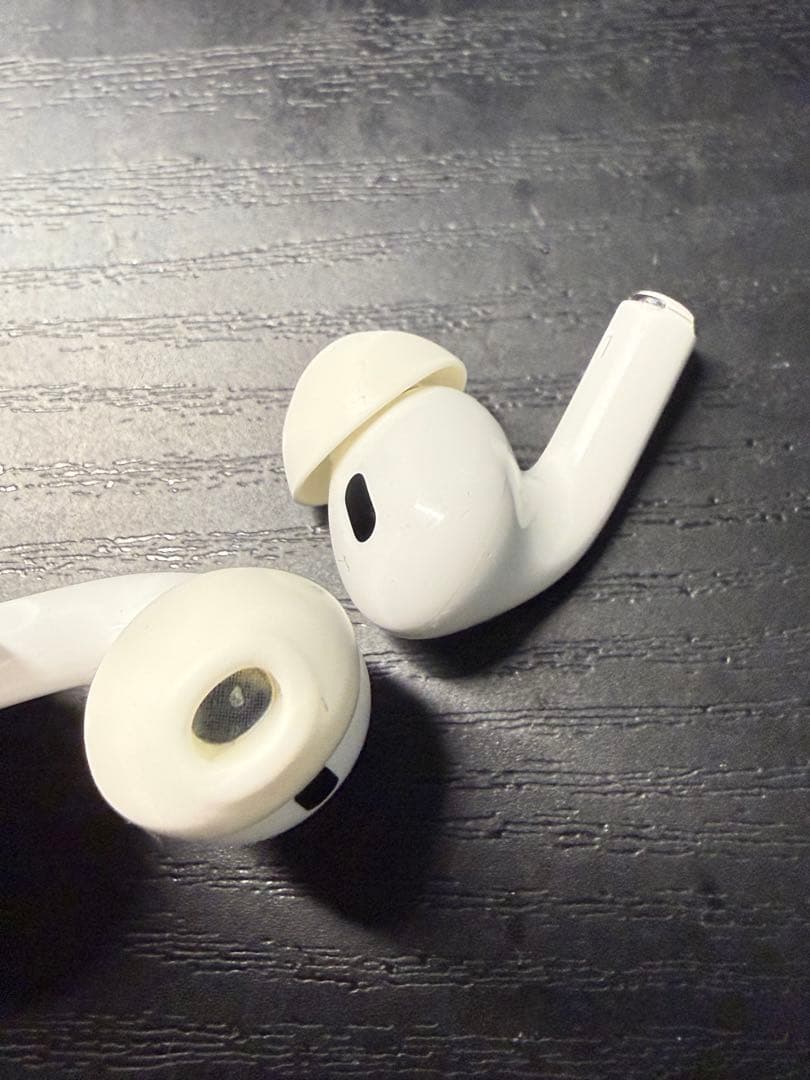 AirPods Pro 第二世代(Lightning端子モデル)