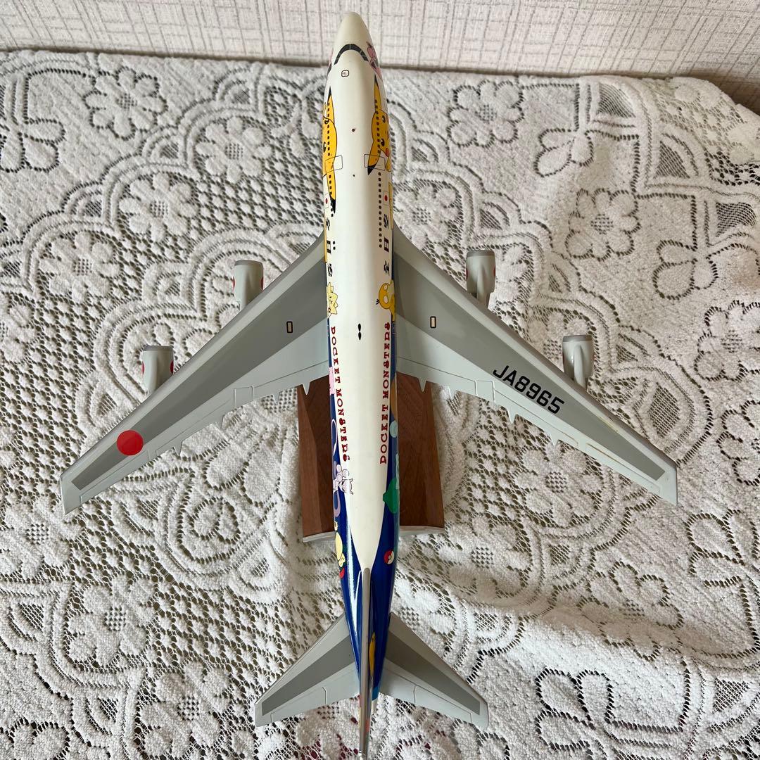 ANA 全日空 JA8965 747-400 ポケモンジェット 模型 1/200