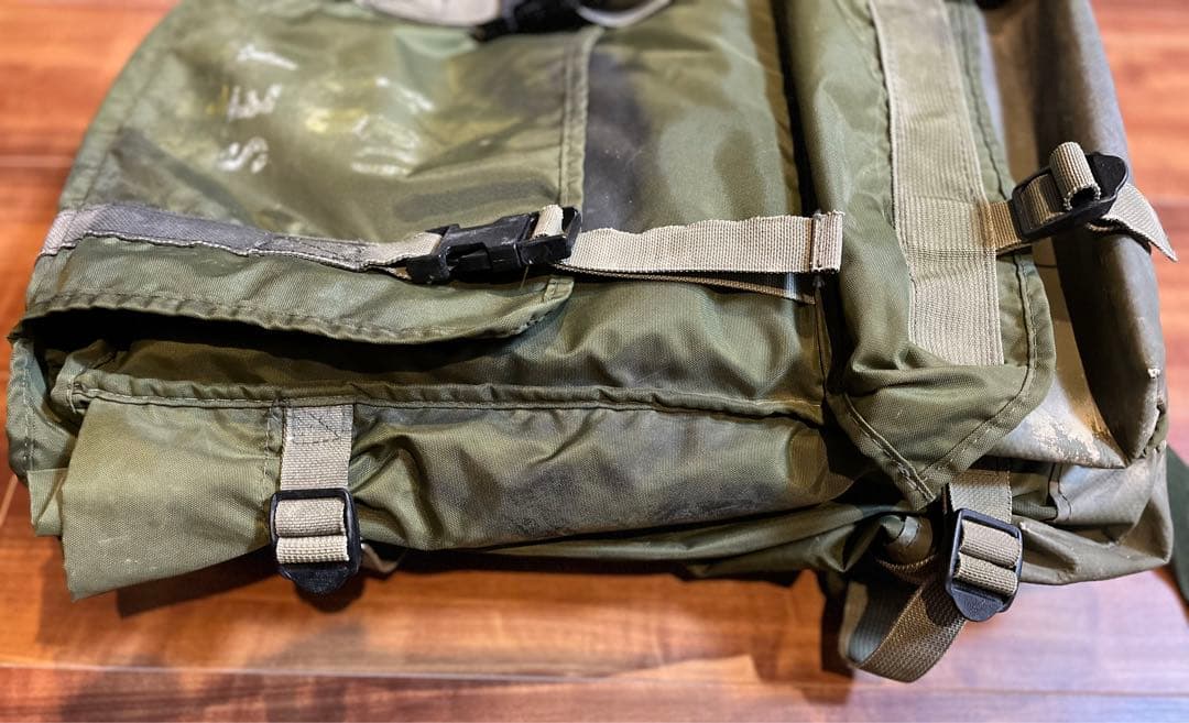 実物 USED 米軍 FALCON II RADIO バックパック