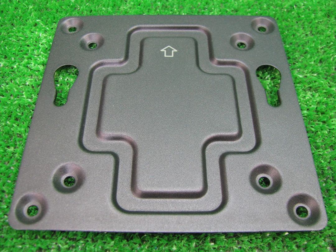 ジャンク品Intel NUC NUC6i7KYK ミニPC i7/8GBメモリ