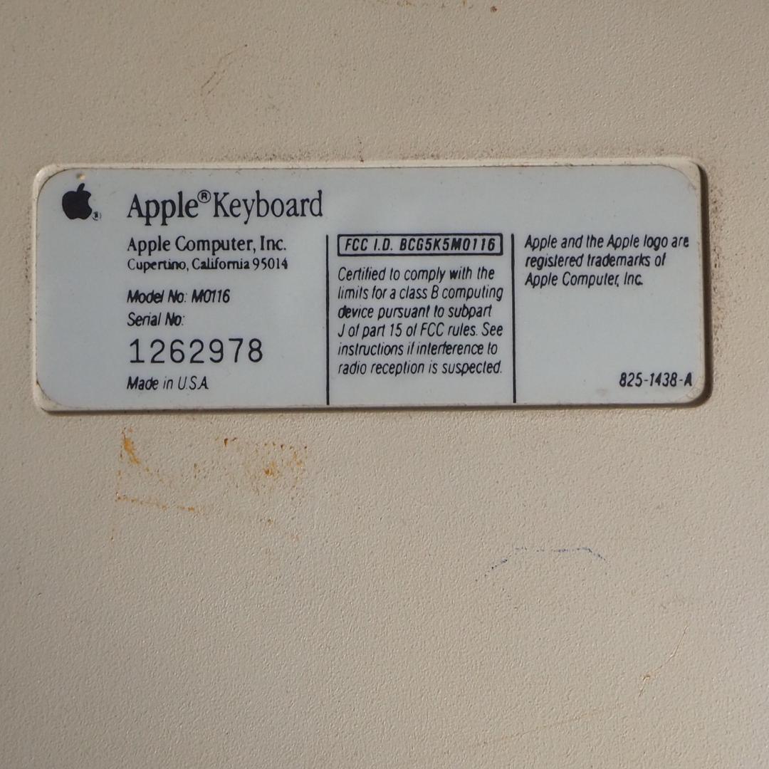 Apple Macintosh SE キーボード付
