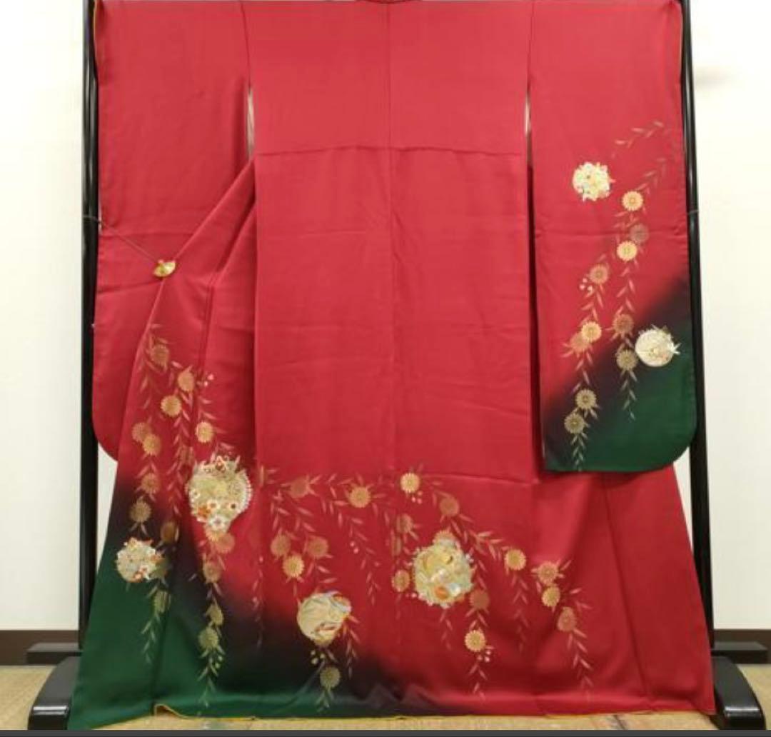 振袖 フルセット6点M〜Lサイズ赤と緑の花柄刺繍　正絹　売り切り終了