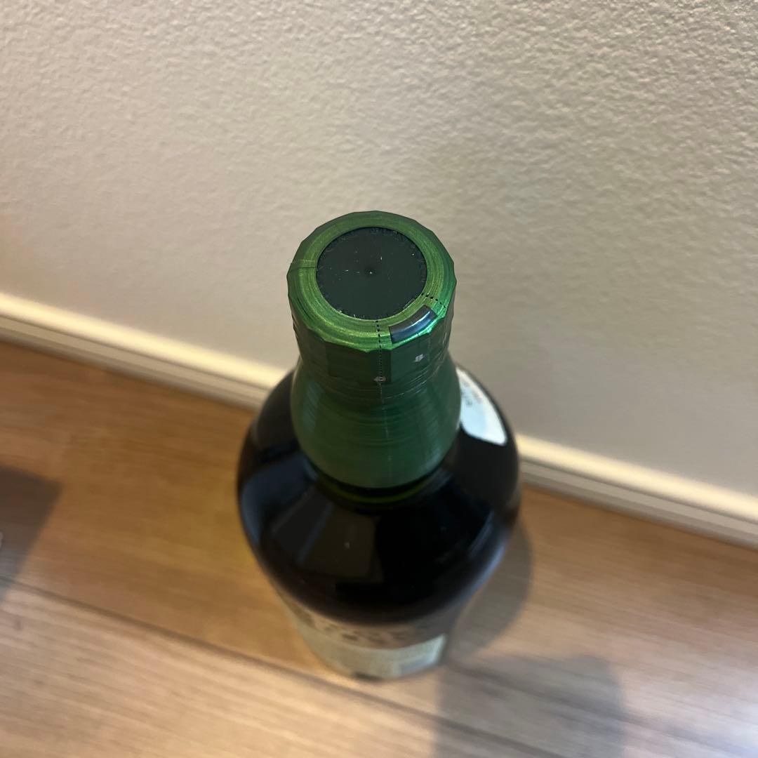 サントリー白州シングルモルトウイスキー、700ml 箱付き　未開栓