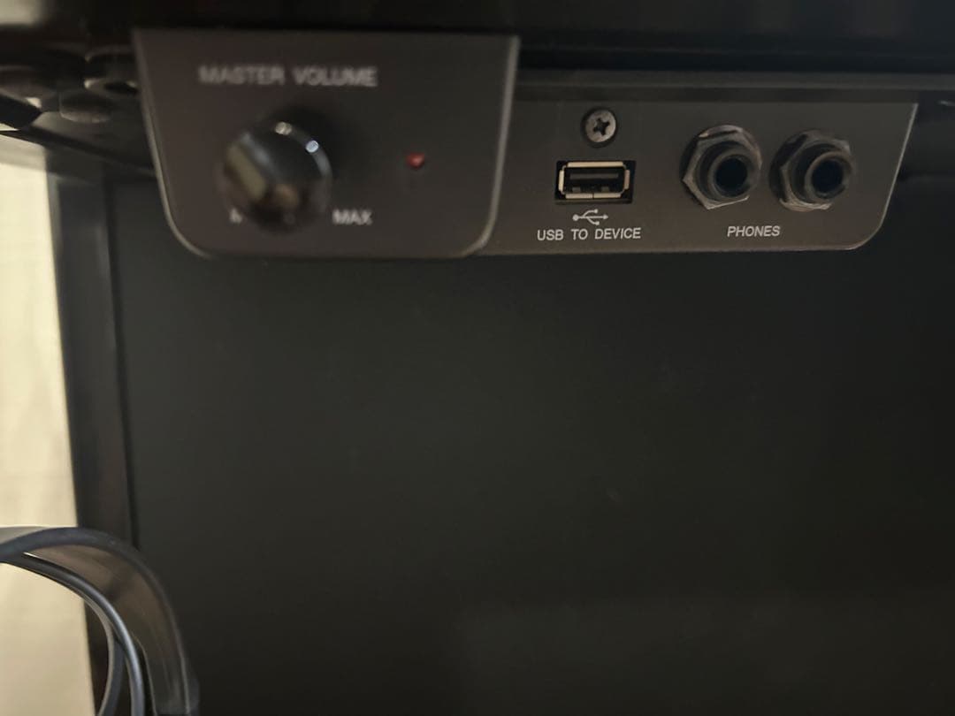 Yamaha NU1 ハイブリッドピアノ