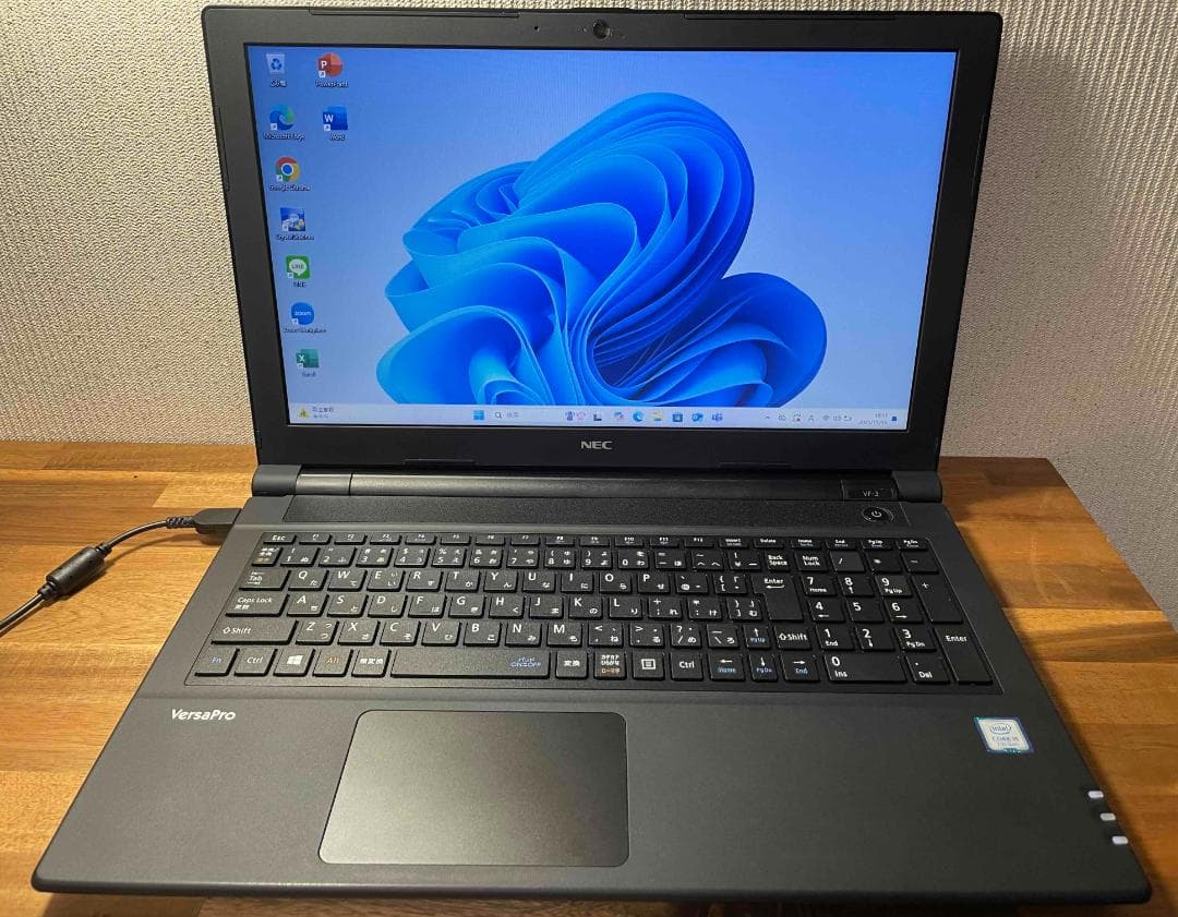Win11 Office VersaPro メモリ8GB 新品SSD240GB