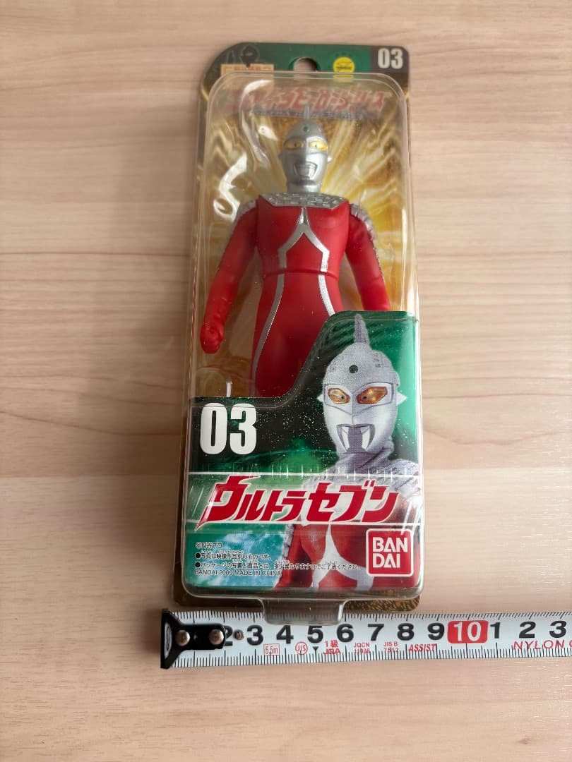 ウルトラマン　ゾフィー　ティガ　ダイナ　セブン　ヒーローシリーズ　フィギュア