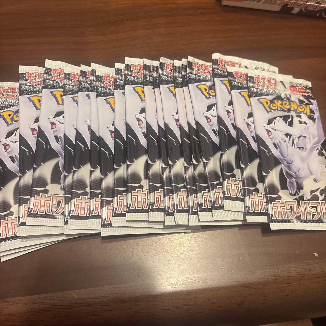 ポケモンカードゲーム ホワイトフレア 22パック 未開封