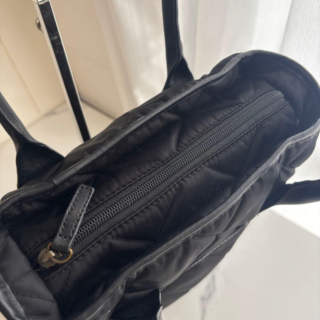 【極美品】Barbour ハンドバッグ　キルティング　黒　レザー×ナイロン