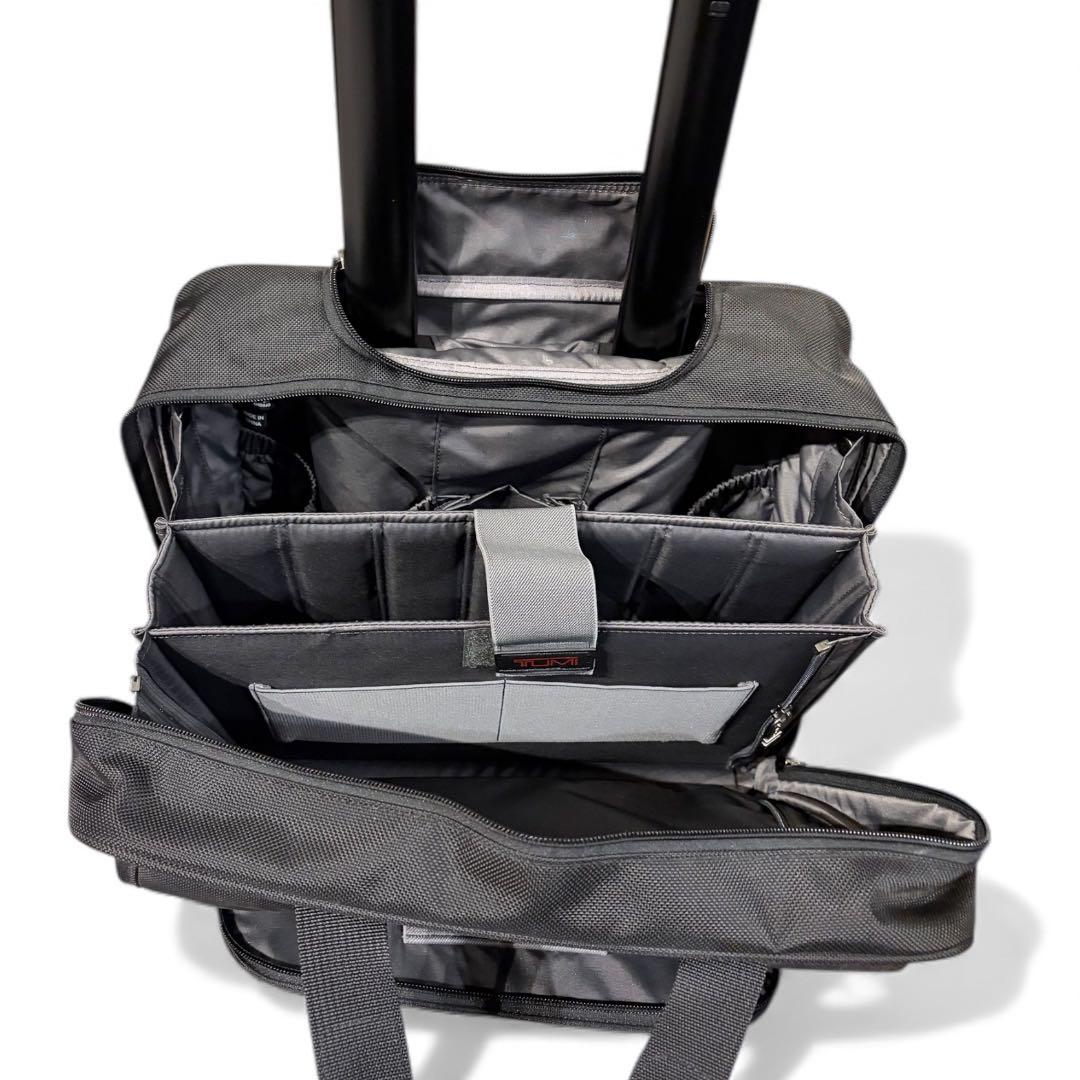 TUMI ブラック キャリーケース 26102D4
