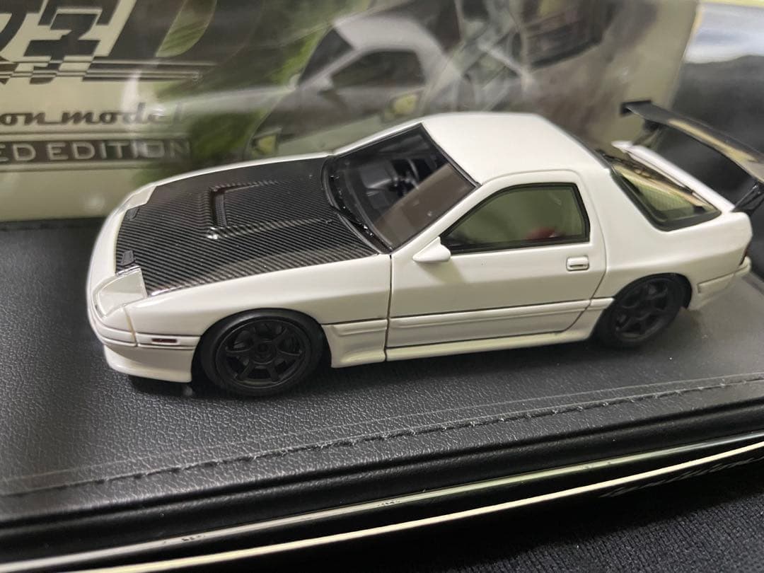 イグニションモデル1/43 RX-7 FC3S 最終戦仕様　高橋涼介フィギュア付