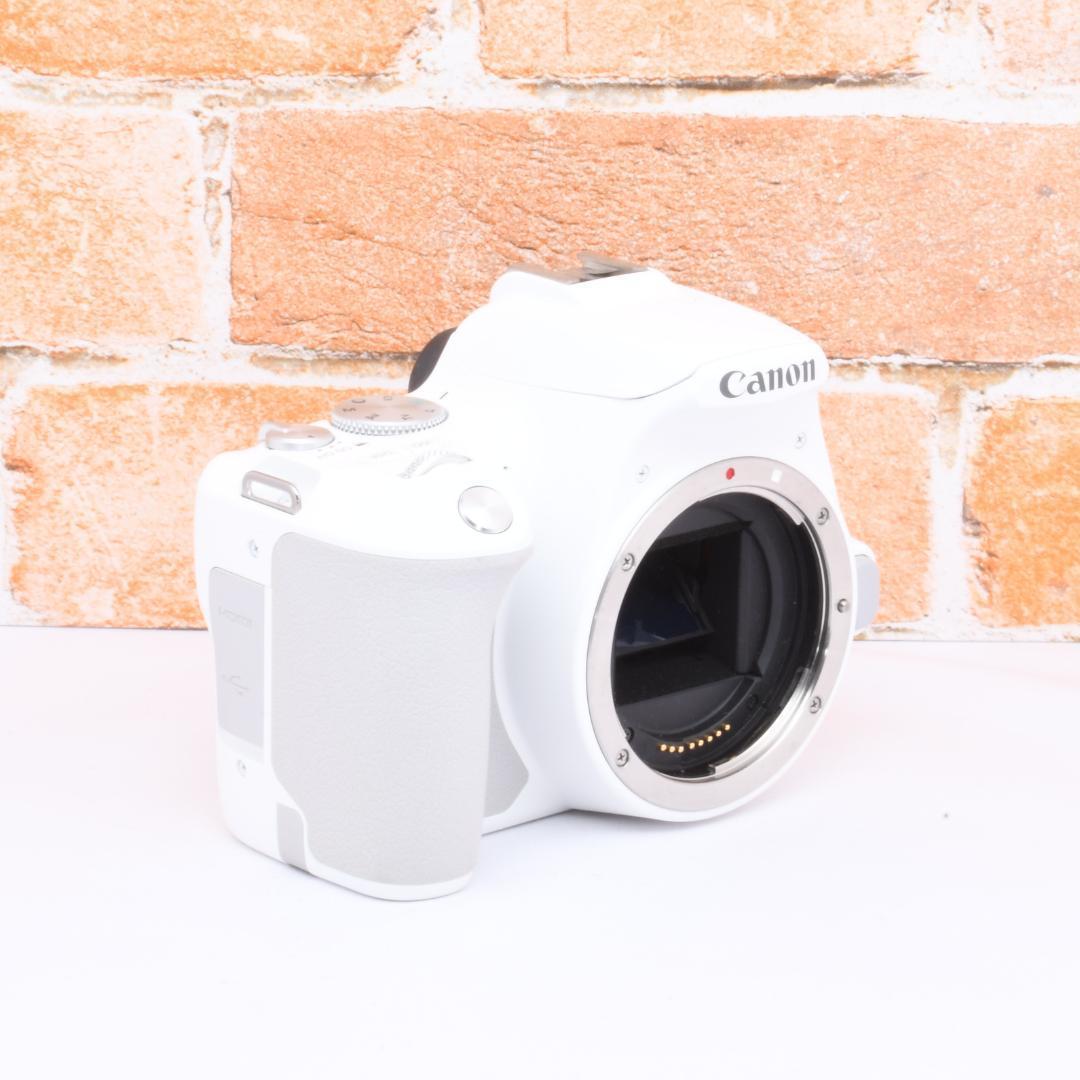 新春大感謝セール✨Wi-Fi機能✨Canon Kiss X10✨ホワイト