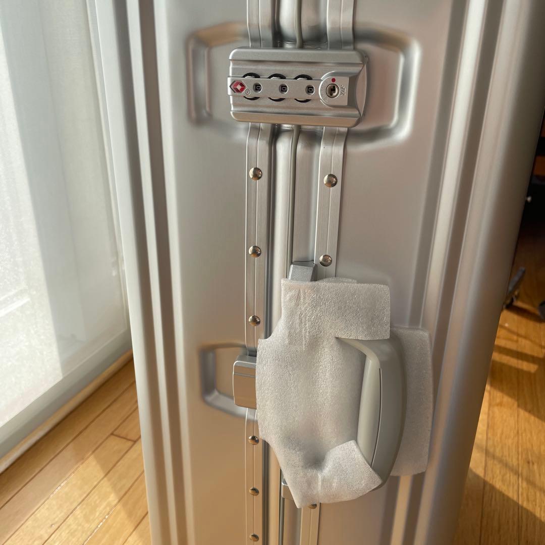 【新品】メルセデス・ベンツ スーツケース65L