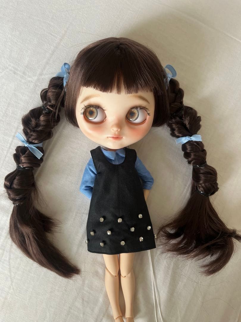 カスタムアイシードール　アウトフィット付き　オン眉ロングヘア