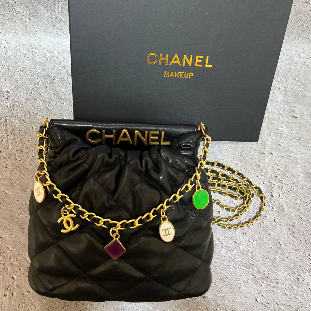 【新品未使用】CHANEL ブラック ショルダーバッグ