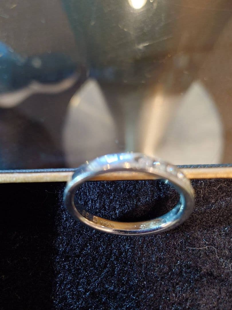 ✨️現行品　✨️ロイヤルアッシャー　 0.33カラットpt950✨️最安値✨️