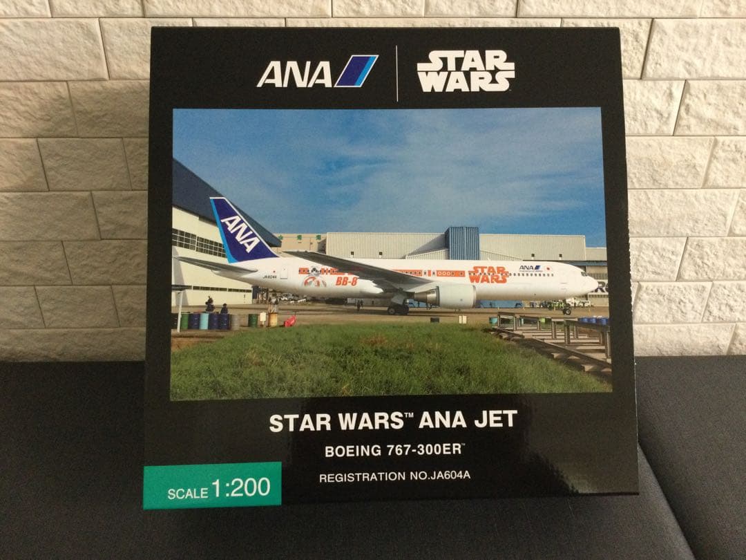 STAR WARS『特別塗装機』B767-300ER ANA JET（完成品）