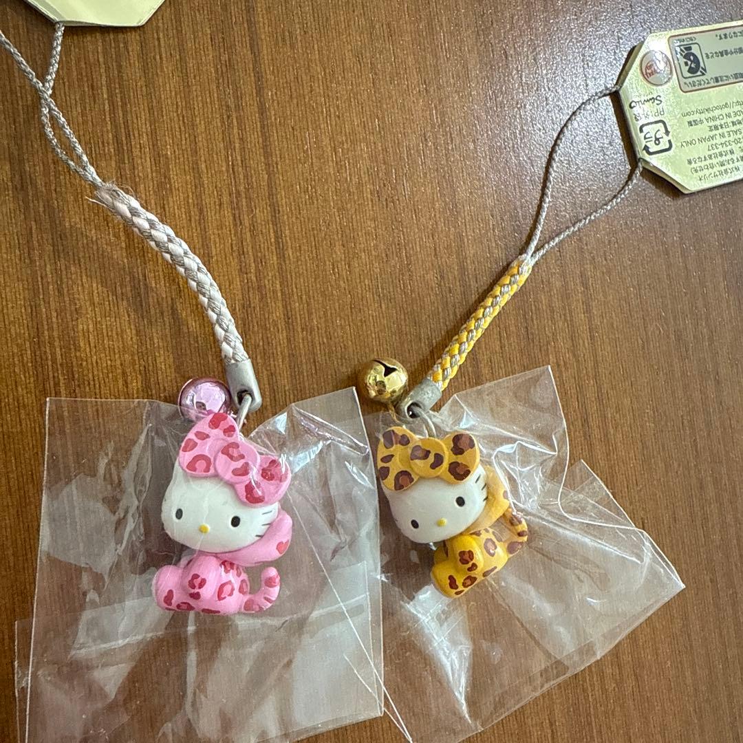 ご当地ハローキティ ヒョウ柄ストラップ 2個セット　大阪限定