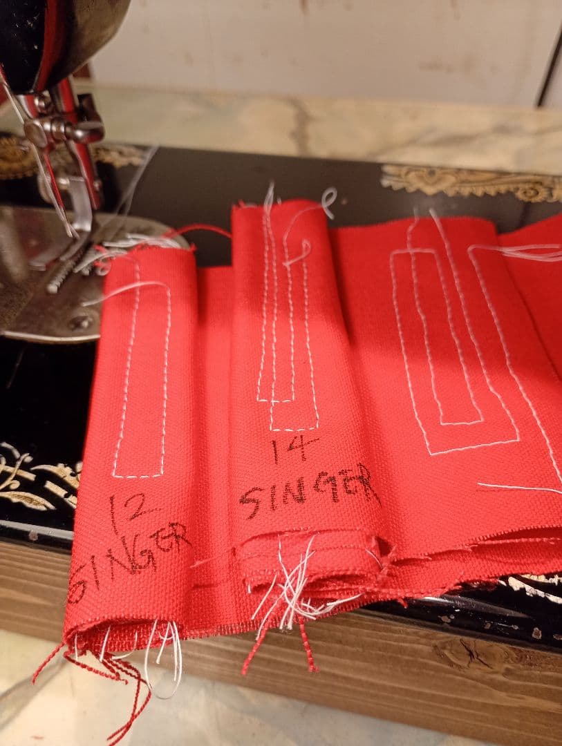 シンガー　スフィンクス　縫うためのアンティーク　ミシン　レトロ