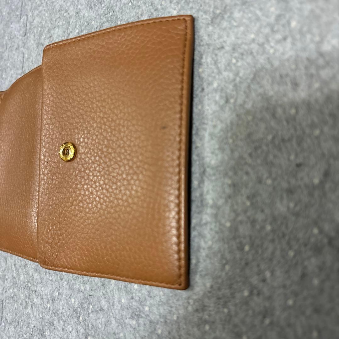 PRADA 茶色　財布　ゴールド　三つ折り