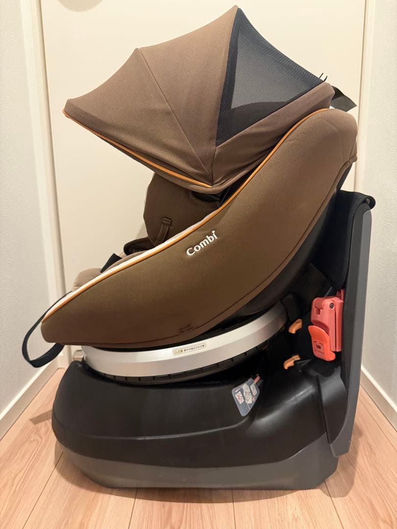 コンビ JG-550 クルムーヴスマート エッグショック チャイルドシート 回転