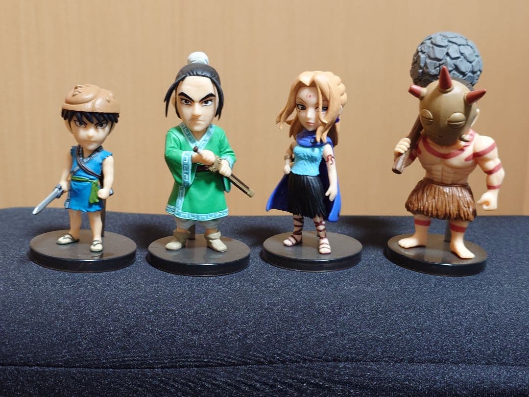 キングダム ワールドコレクタブルフィギュアセット