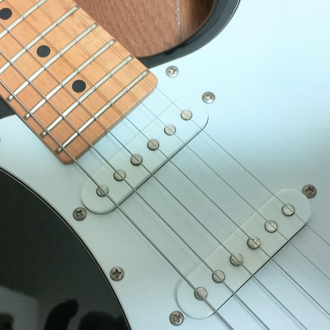 美品　LEGEND by Aria ProII　ストラトタイプ　エレキギター