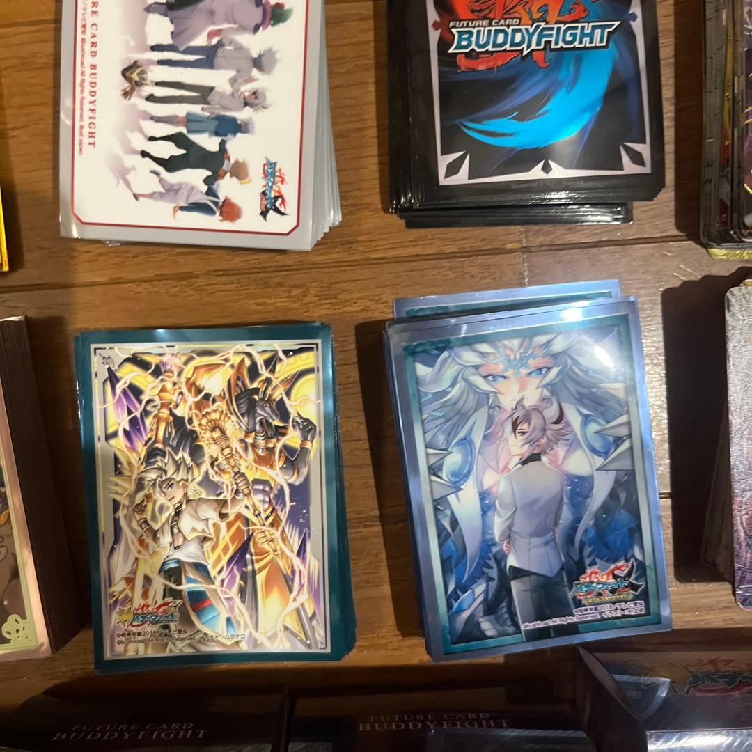 t*a様 バディファイト　引退品　激レアスリーブ　カード等多数