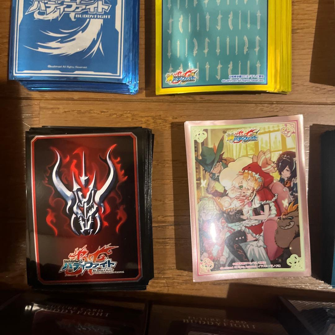 t*a様 バディファイト　引退品　激レアスリーブ　カード等多数