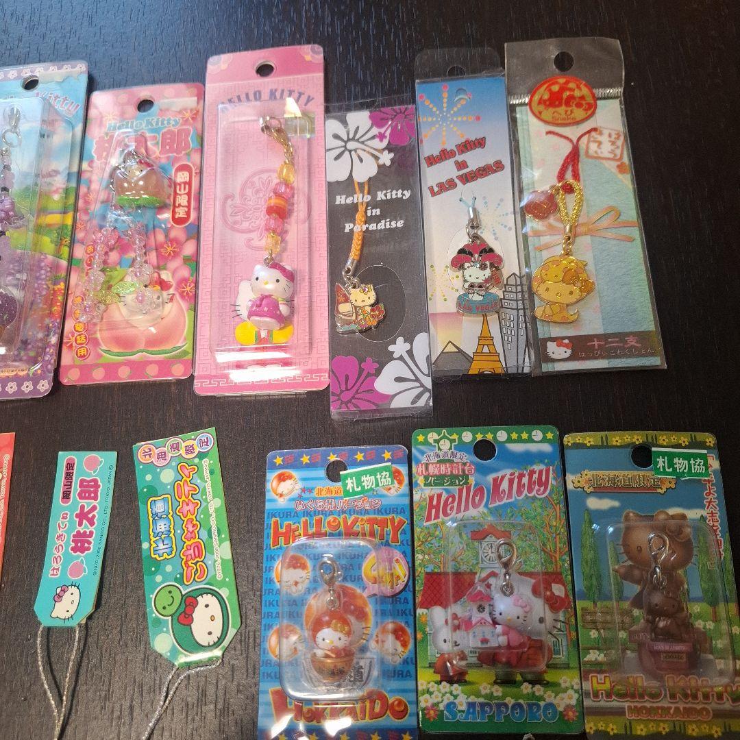 15年前～20年のご当地キティ★根付け　６５個　海外もあり