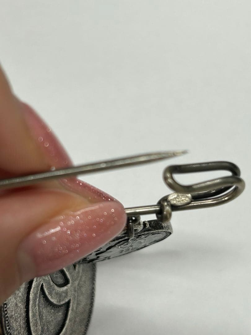 シャネルブローチ