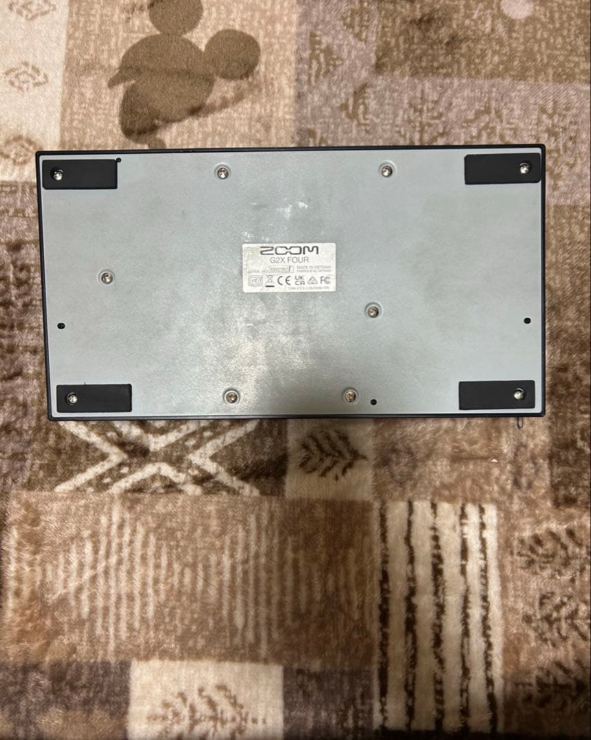 Zoom G2X Four ギターエフェクター