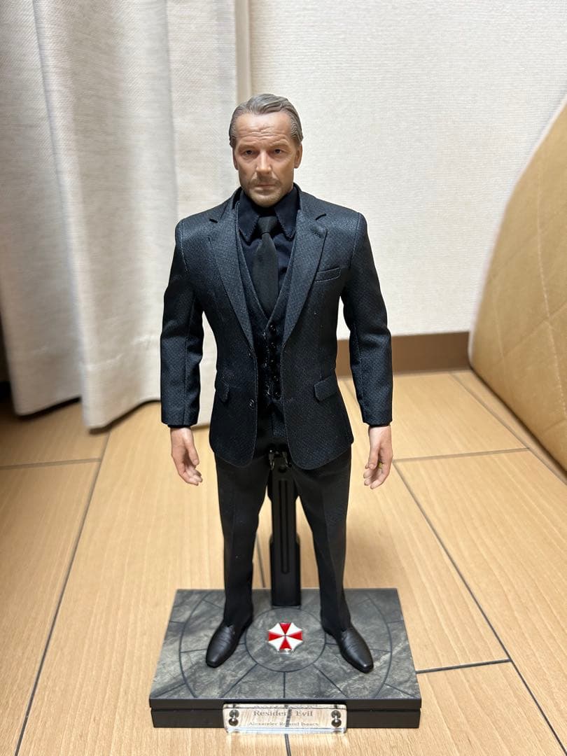 最終値下げ　カスタムフィギュア　アレクサンダー　アイザック　1/6