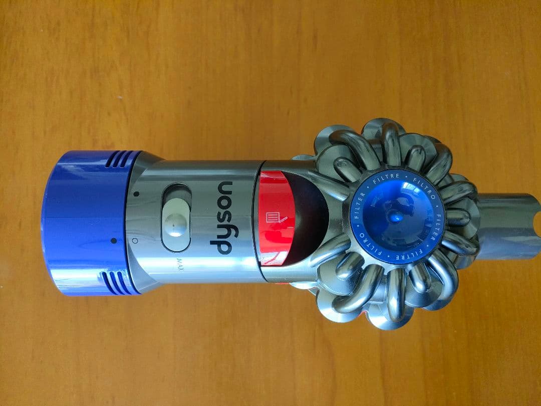 Dyson SV10 スティッククリーナー 本体＋ツールセット