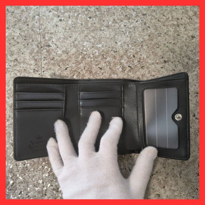 【新品未使用】ヴィヴィアンウエストウッド三つ折り財布　843VW591　ブラック